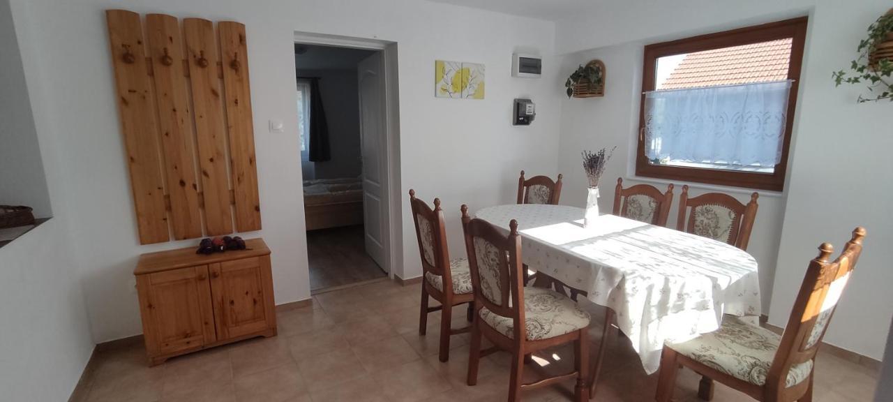 Egerszolat Andrea Vendeghaz 빌라 외부 사진